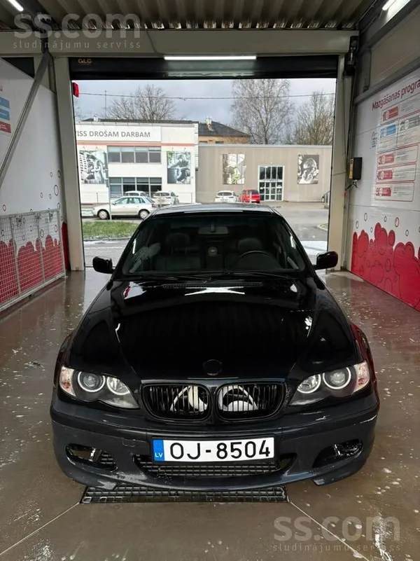 BMW Uz tirdziņu vai maiņu iet BMW 330d uz šo brīdi ir 