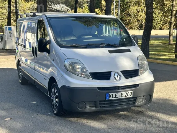 Renault Trafic 2.0 dīzelis – garā bāze, 3 sēdvietas, pilna massa 2960 kg vin