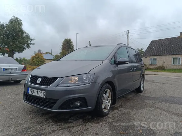 Pārdodās auto ar dsg automātsko kārbu. Motors strādā labi kārba arī. Piekarē