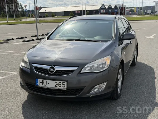 Opel Astra - 1