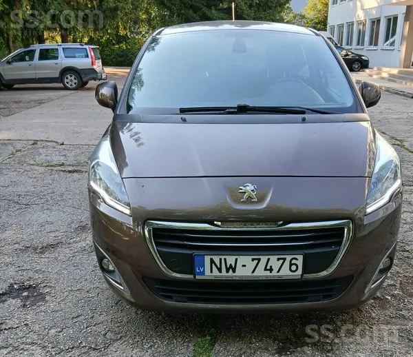 Pārdodu koptu un uzticamu 7-vietīgu minivenu Pegout5008.Automašīna pirkta La