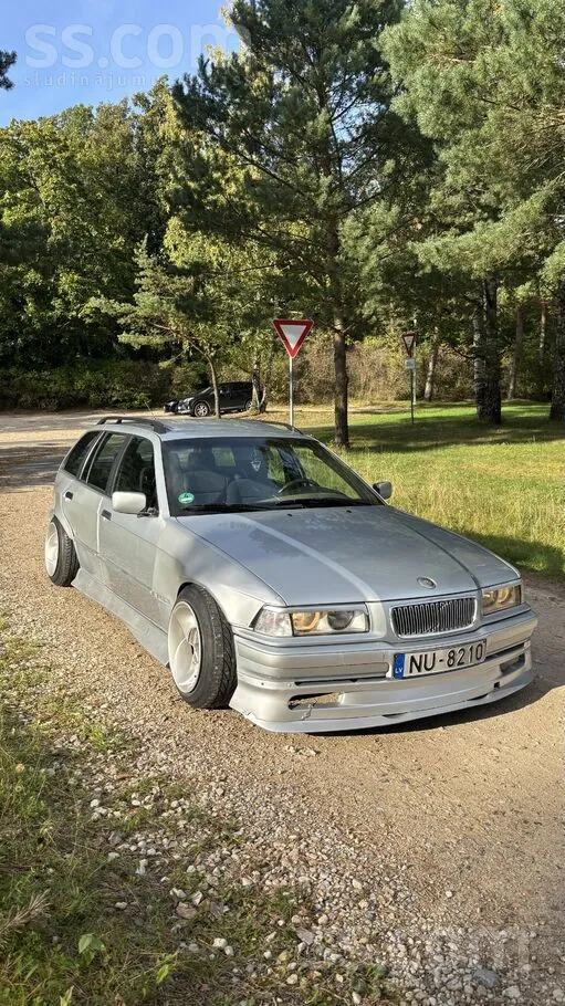 BMW 318 - 1