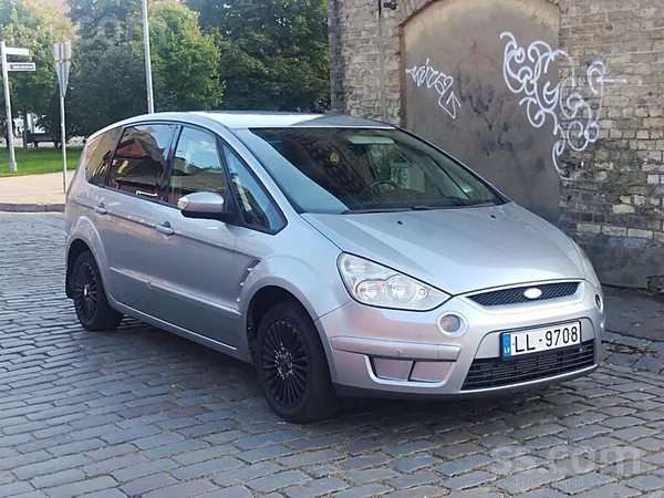 Ford Pārdod Ford S-Max, 2.0Dizel, 7 vietas, auto labā s