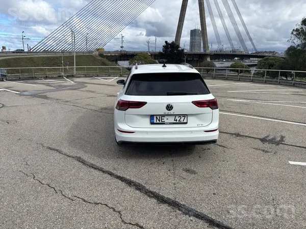 Volkswagen Volkswagen Golf 8, 2022. gads – pilna Møller Auto 