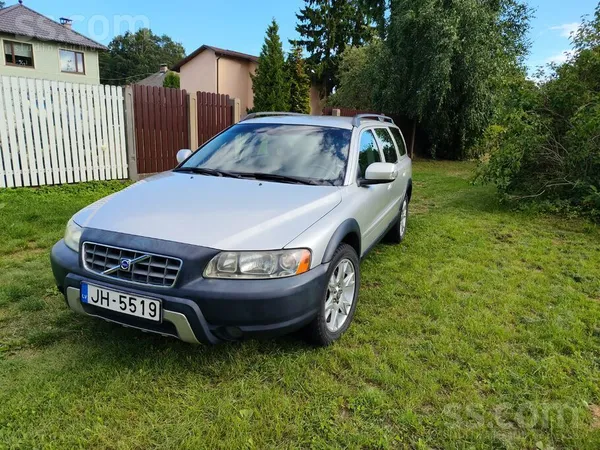 Volvo XC 70 - 1