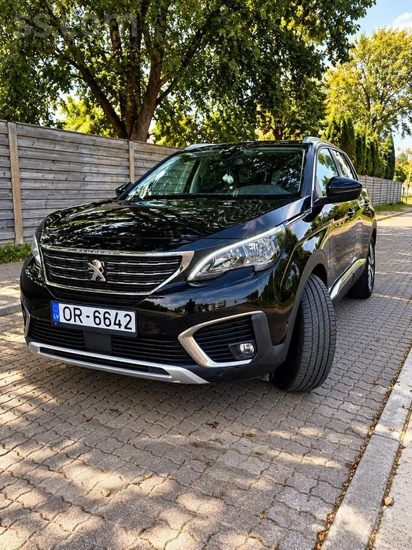 Pardodu Peugeot 5008 Automat ar 1.5d-96Kw motoru. 7 vietas. 2019g. Automašīn