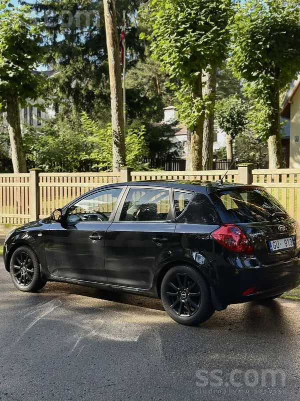 KIA Ceed - 1