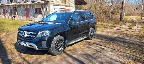 Mercedes Auto iegàdàts jauns Latvijà, visas apkopes , veikt
