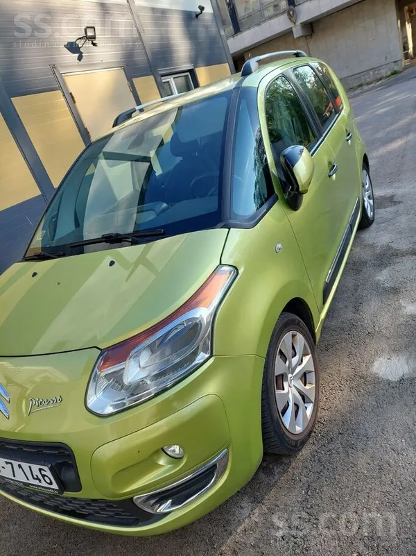 Citroen Auto ir labā stāvoklī. Visas apkopes ir veiktas la