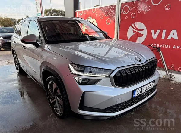 Uzņēmums pārdod Skoda Kodiaq Selection, teicamā stāvoklī. Pirkts jauns pie d