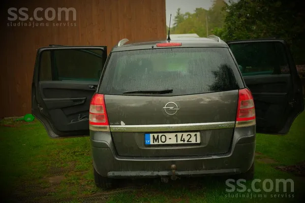 Pārdodu 2010. gada Opel Zafira ar gāzes iekārtu. 

Auto ir salīdzinoši lab