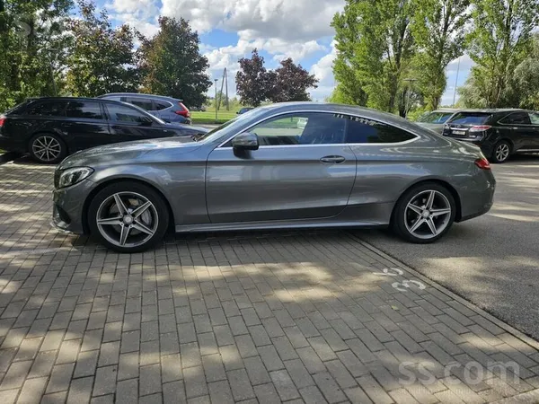 Sakarā ar ģimenes pieaugumu pārdodu savu miļāko coupe. 
Esmu otrā īpašniece