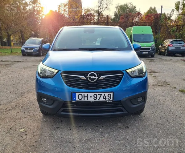 Skaists auto tiko ievests. Opel Crossland X 1, 2 benzīns ar 81kw. 
 Automat
