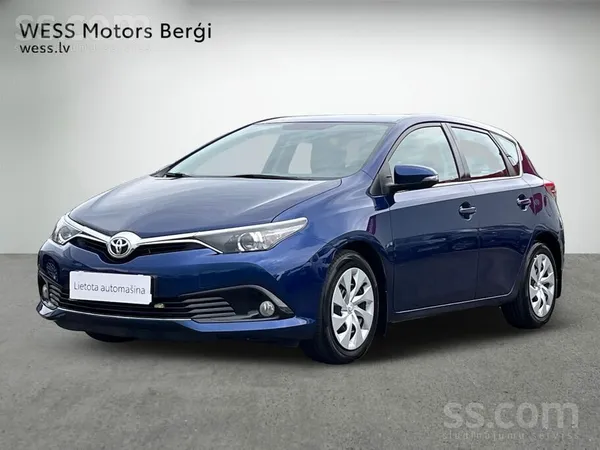 Toyota Auris - 1