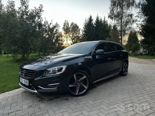 Tikko no Nīderlandes, 2, 4 D6 Awd plug in hybrīds. 0e ceļa nodoklis. Ar elek