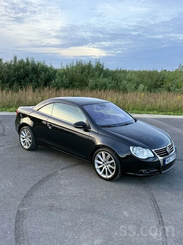 Glīts auto. Ekonomisks un dinamisks. Auto ar bagātīgu komplektāciju. Visas f