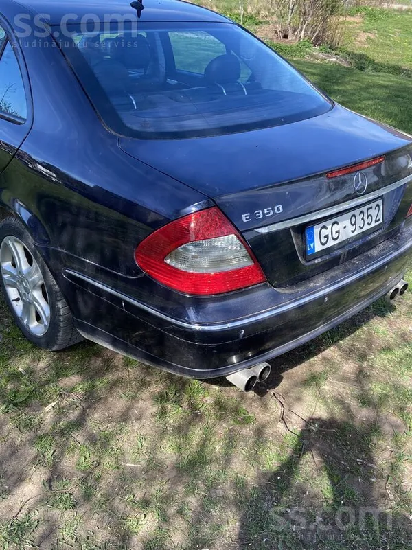 Mercedes E350