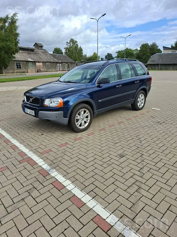 Volvo XC 90 - 1