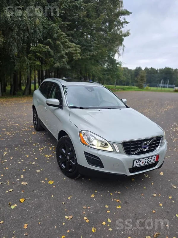 Volvo Xc60 D5 2.4 Awd, 215 ZS, automāts, Summum komplektācija.
Auto ražots