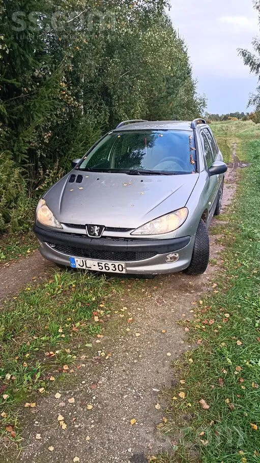 Motors, kārba, ritošā kārtība. Jāmetina. Apskate beidzas augusta.