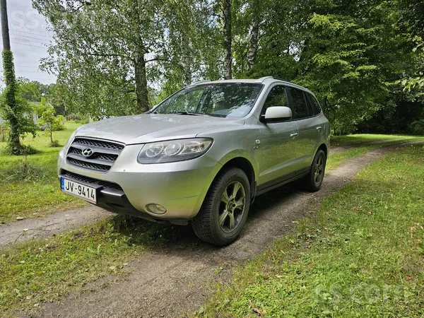 Hyundai Tiek pārdots 2006. gada Hyndai Santafe. 2.2 dīzeļd