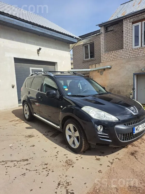 Peugeot 4007 7vietīgs 2.2l dīzelis. 115kKw
Tehniskā apskate derīga līdz 07.