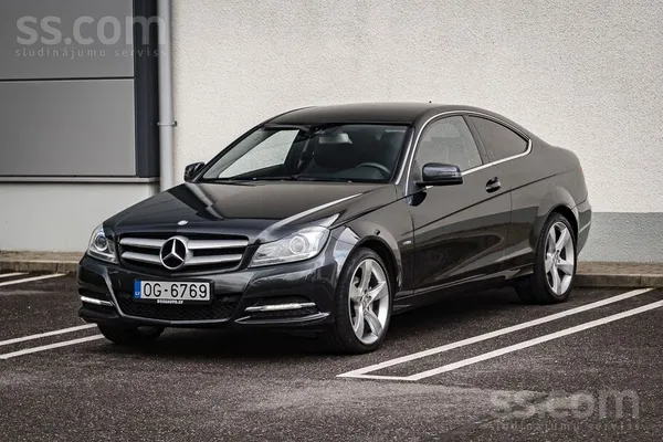Mercedes-Benz C250 Cdi Blueefficiency Coupe 2.2 dīzelis, Automāts. 

150kW