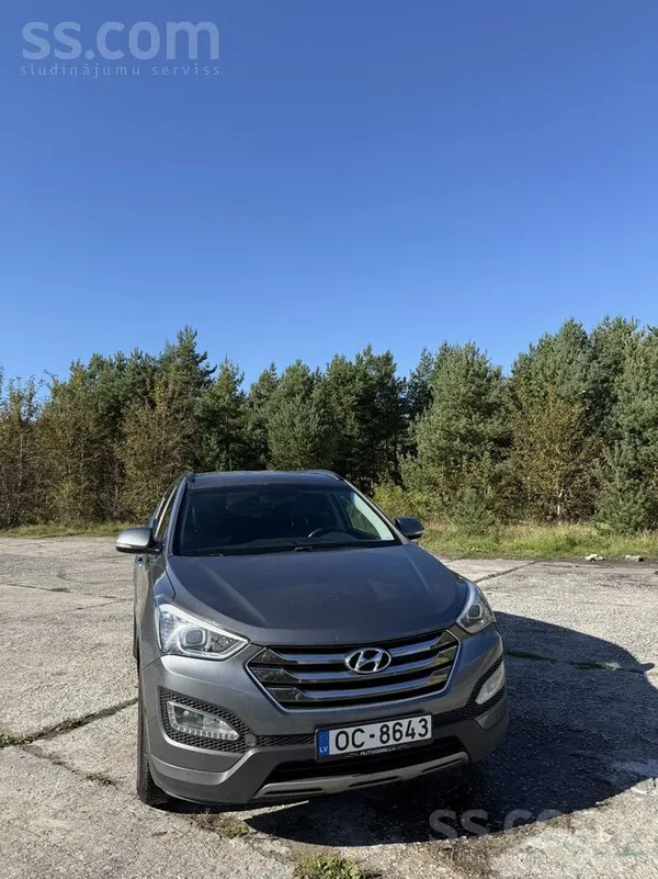 Hyundai Santa FE 2015, 2.0D dīzelis, Manuāls, SUV/Apvidus, Pelēks — Latvijā