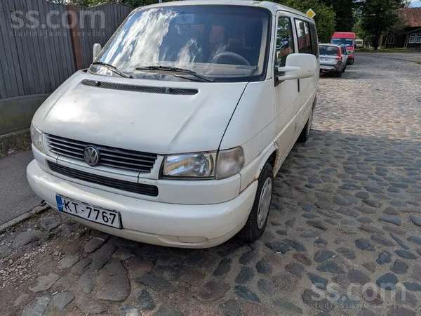 Продаю микроавтобус VW Caravelle, дизель, 8 местный, на ходу.