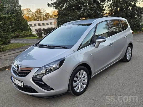 Tikko no Vācijas, Zafira, 2.0d 121kw, Manuālā Ātr. Kārba
Pirmā Reģistrācija