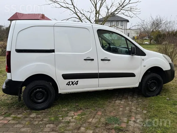 Peugeot Pārdodu Peugeot Partner 4x4 reta modifikāciju, uz