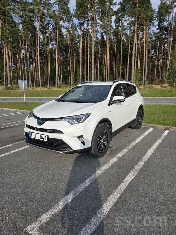 Toyota RAV 4 - 1