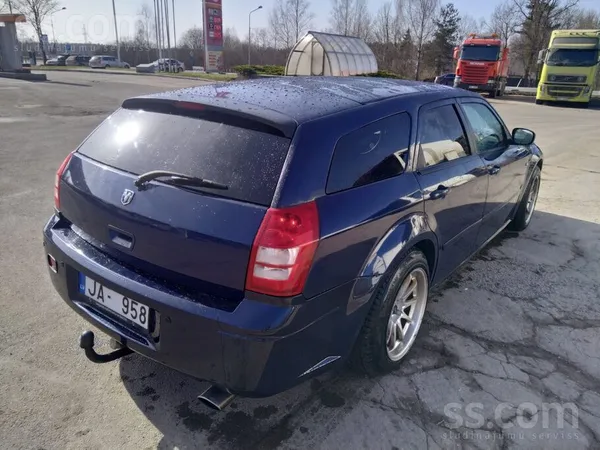 Dodge Tehniskā skate līdz 2027.gada Aprīlim. Aizmugures 