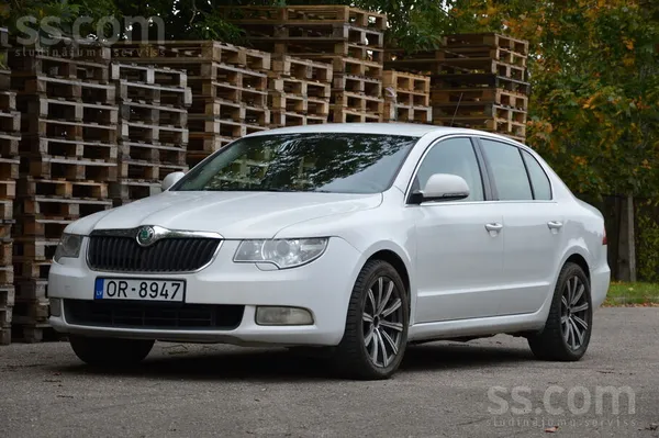 Pārdod Škoda superb, 1, 8tsi 118kw, ar jaunu ta līdz 05, 10, 2027 . Latvijā
