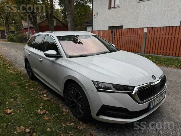 Pārdod Škoda Octavia, 2021. gada beigas, ar ekonomisku un uzticamu 2.0 Tdi d
