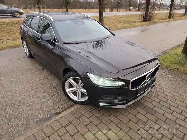 Volvo Āda. 140Kw. Tikko atvestais. Labas jaunas riepas. 