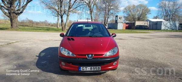 Peugeot 206-1.4b. , 55kw, 2004g. , -221500km, 
Manuāla ātrumkarba. ekonomis