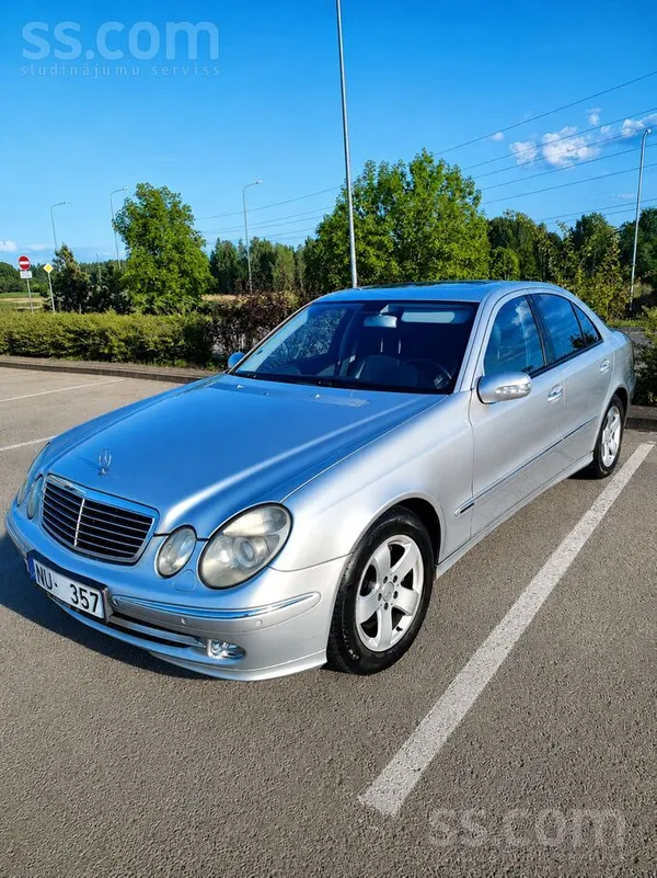 Mercedes E220