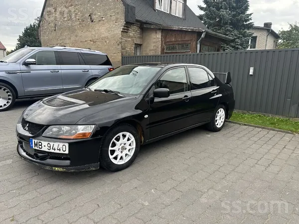 Mitsubishi Pārdodu Mitsubishi Lancer Evolution IX. 