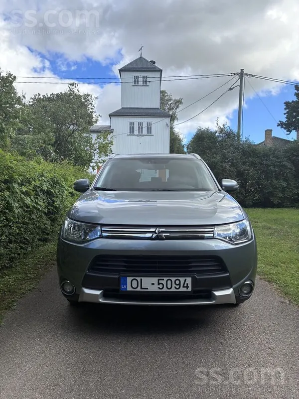 Mitsubishi Auto pirms 6 mēnešiem ievests no NL. 