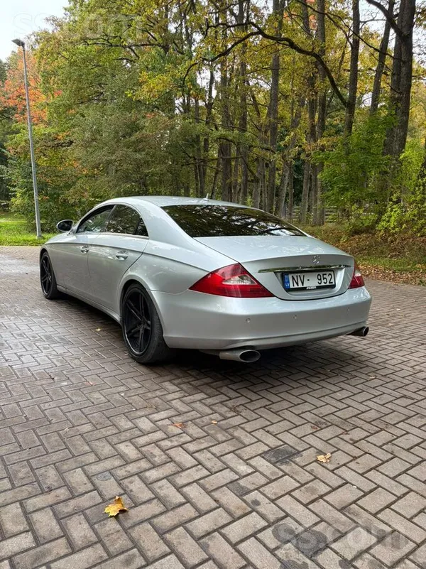 Auto labā vizuālā stāvoklī
Izieta jauna TA
Divus gadus atpakaļ atvedu no V