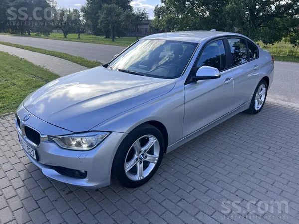 BMW 320 - 1