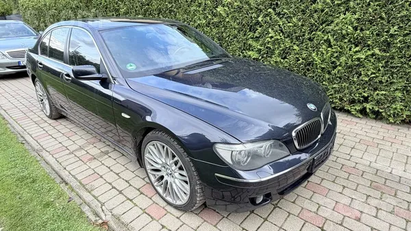 BMW BMW 750i ievesta no Vācijas laba stavokli ar bagat