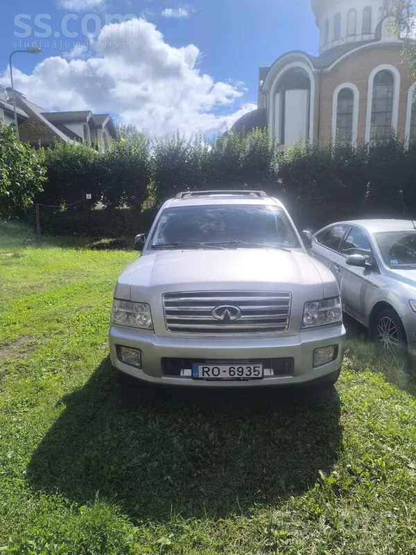 Infiniti Продаю авто в хорошем состоянии. С тех осмотром . 