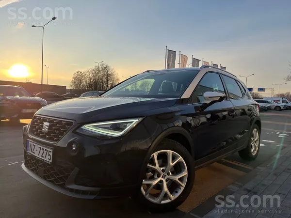 SEAT Seat Arona FR dinamisks un ekonomisks krosovers te