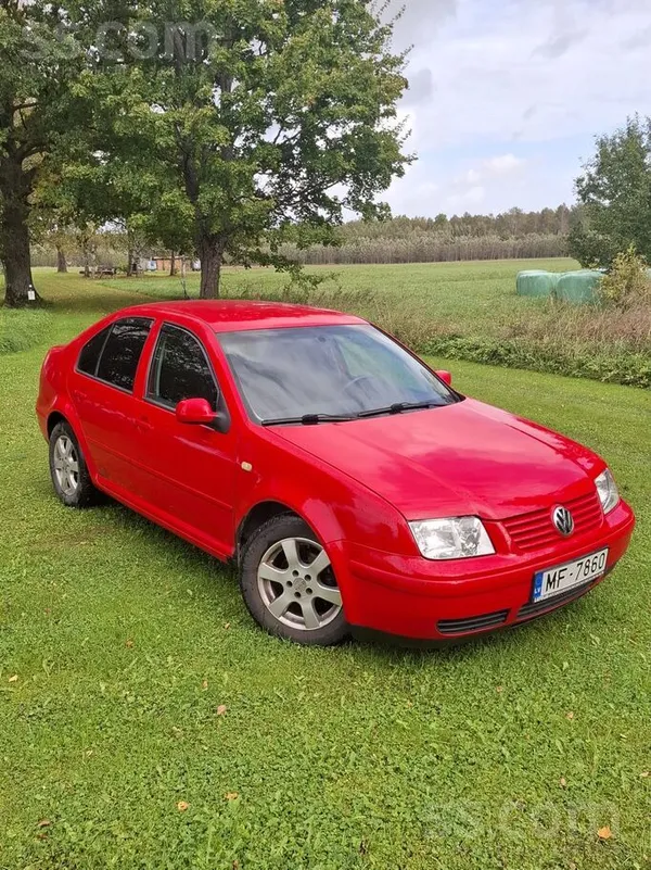Volkswagen Bora - 1