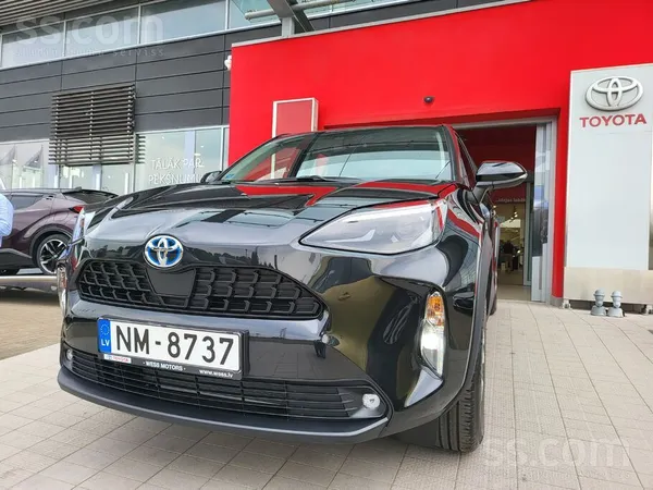 Toyota Yaris - 1
