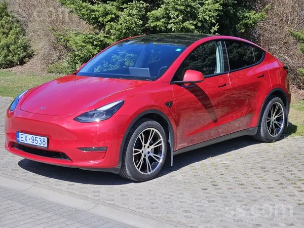 378 kW Long Range Dual Motor ~75–77 kWh baterija Tesla garantija Eki Nav. 
Dinamisk