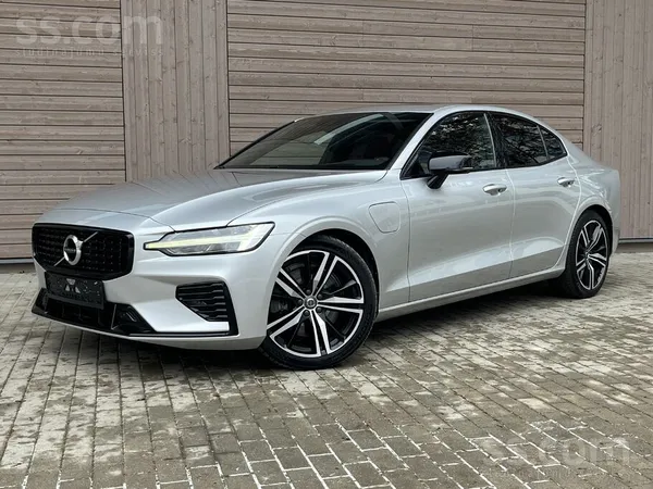Volvo S60 R-design 2.0 Plug-in Awd.
Tikko ievests no Nīderlandem.
Lī
