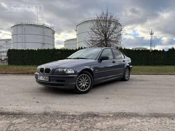 BMW 318